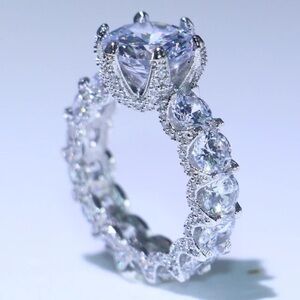 Simulated Diamonds Exaggerated vintage Beautiful Ring